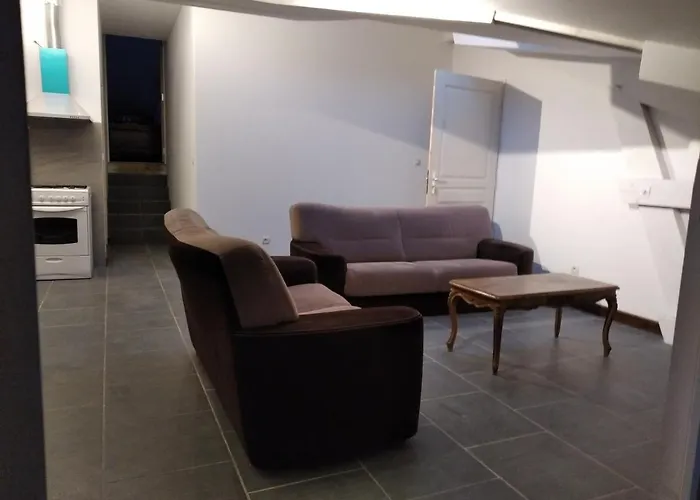 Insolite! Plusieurs Dans Ferme Equestre Rehaincourt